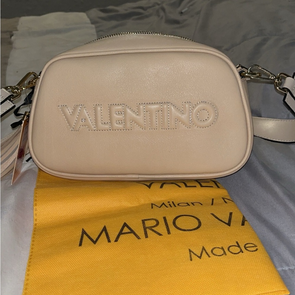 VALENTINO BY MARIO VALENTINO / WOMEN /
BAGS / CROSSBODY,BELLA EMBOSSED LEATHER - Picture 12 of 12